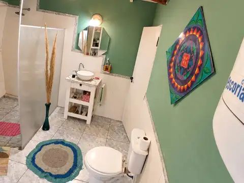 Casa en venta c/ cochera en Capilla del Monte
