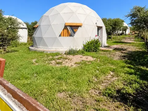 Casa en venta c/ cochera en Capilla del Monte