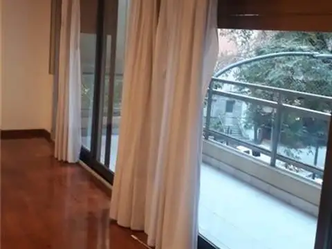 Departamento en Alquiler en Belgrano C, USD 2.400