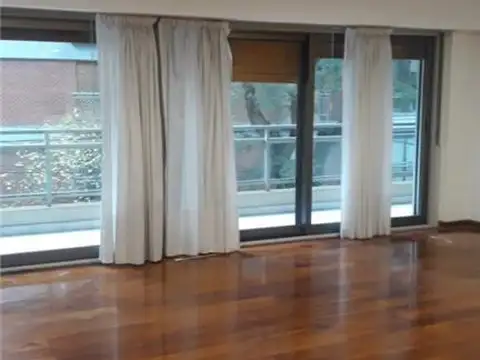 Departamento en Alquiler de 3 dormitorios
