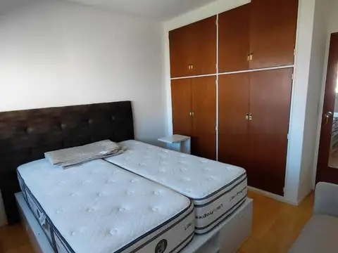 Intedente Campos 1800, Piso 5