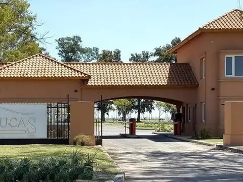 Lotes internos y a la laguna en Barrio San Lucas-San Vicente