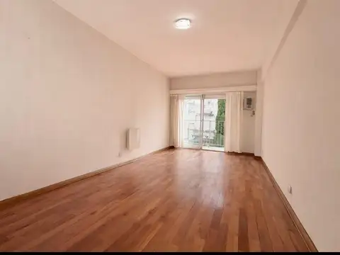 Venta Departamento Caballito 4 Ambientes - 2 Baños -Cochera-2 Bauleras-Bajas Expensas-APTO CREDITO.