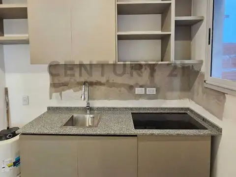 Yatay 900, Piso 1