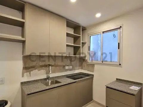 PH 3 ambientes con balcon en excelente ubicación