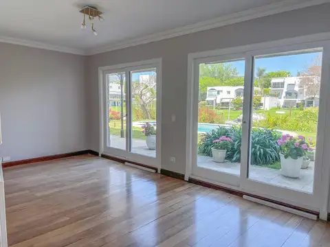 Los Mascarones lote 42 - Boating Club 100