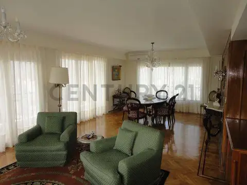 Departamento en Alquiler de 4 dormitorios