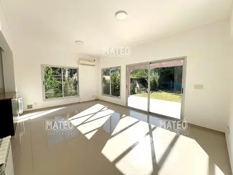 Casa 4 ambientes con 3 baños