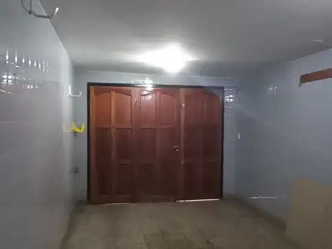 Depto Tipo Casa en Alquiler de 4 ambientes