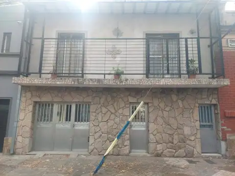 CASA DE 3 DORMITORIOS ARROYITO RIO