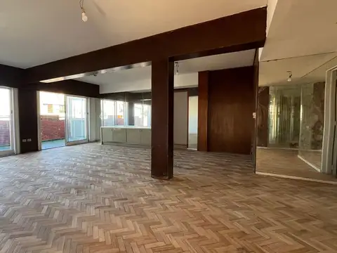 Departamento en Venta de 5 ambientes