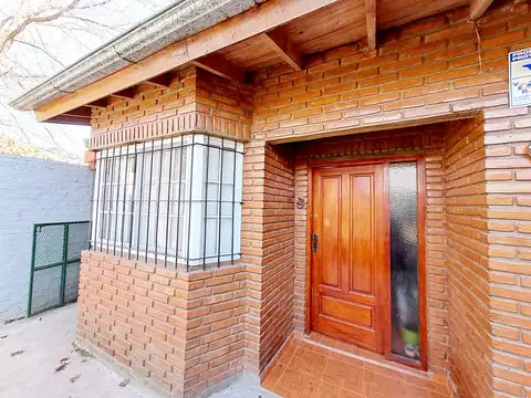 Casa en Venta 4 Ambientes en Tortuguitas