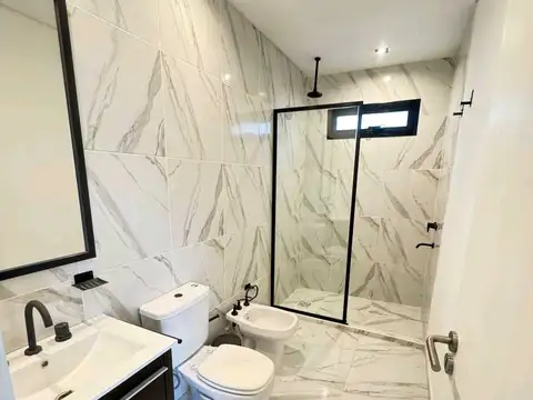 Casa 3 Dormitorios, Barrio privado Catalinas Country