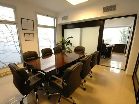 NEGOCIO ESPECIAL PREMIUM, OFICINAS Y LOCAL EN ZONA EXCLUSIVA