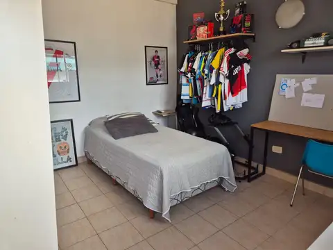 Depto Tipo Casa en Venta 50 años