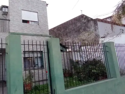 VENTA CASA LOTE PROPIO VICTORIA