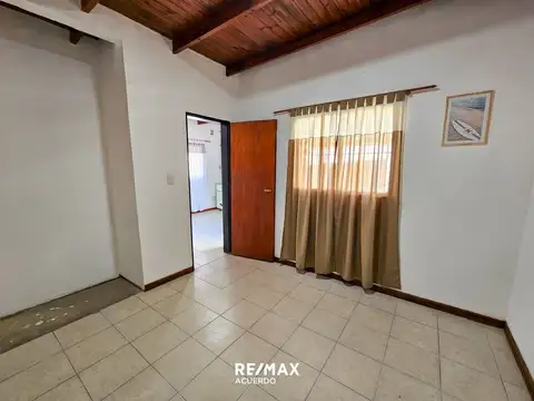 Depto Tipo Casa 2 ambientes con 1 baño