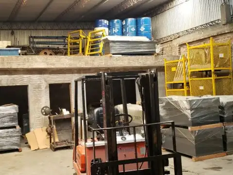 Galpon en Venta 19,50  mts Fondo