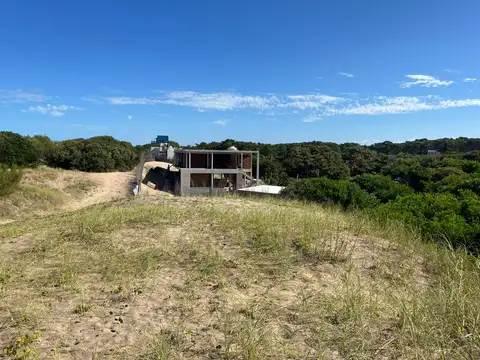 Terreno en Venta 25  mts Fondo