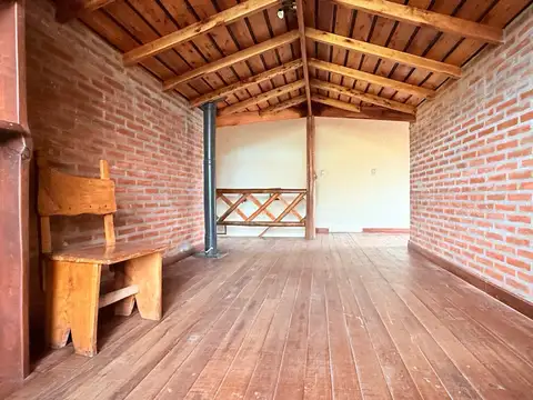 Casa 3 ambientes con 1 baño
