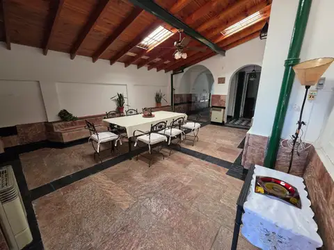 Casa en Alquiler en Villa Pueyrredon, USD 3.600