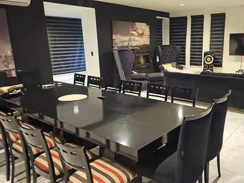 Las Focas 600