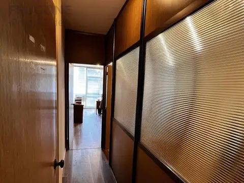 Oficina en Alquiler 40 años