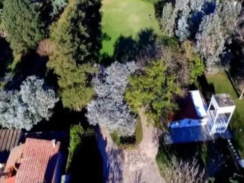 Casa en Venta con 4 cocheras