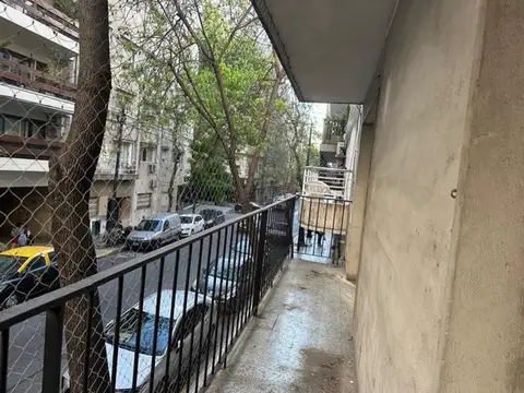 OFICINA O CONSULTORIO DEPTO CON 4 AMBIENTES MAS ESCRITORIO