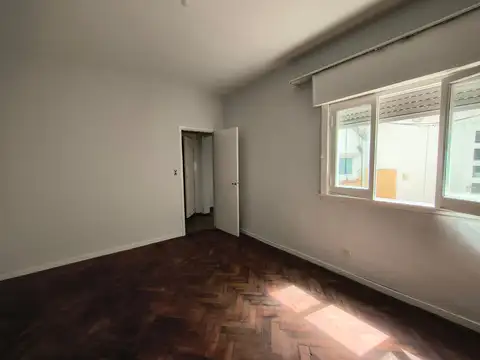 Depto Tipo Casa en Alquiler 40 años