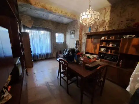 P. H. AL CONTRAFRENTE EN VILLA SARMIENTO. VENTA