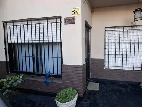 Depto Tipo Casa en Venta 36 años