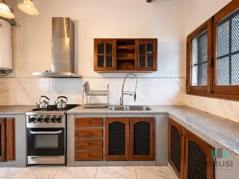 Casa 2 ambientes con 3 baños