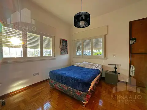 Depto Tipo Casa en Venta con 1 cocheras