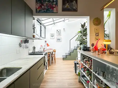 Depto Tipo Casa en Venta al Este