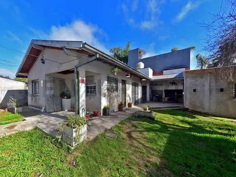 VENTA CASA 3 AMB CON QUINCHO Y PARQUE + MONOAMBIENTE EN MATHEU - ESCOBAR