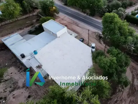 Local en Venta Via Pública