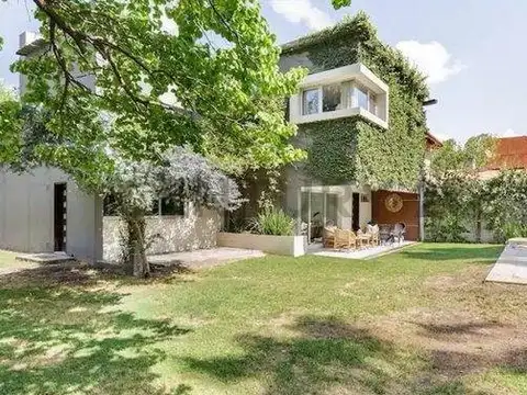 Bordolino 7500, Piso 0