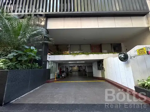 AMPLIA COCHERA CUBIERTA VENTA BELGRANO VIRREY DEL PINO 12 M2