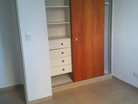 Muñoz 921