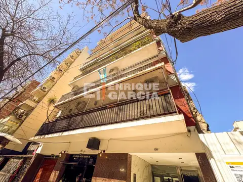 ALQUILER 3 AMBIENTES CON BALCÓN Y COCHERA BOULEVARD MENDOZA