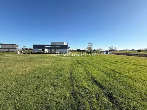 Venta Lote a la laguna en La Alameda Canning 100