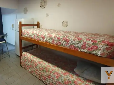 Depto Tipo Casa en Alquiler 40 años