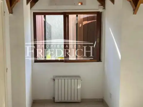 Casa 3 ambientes con 2 baños