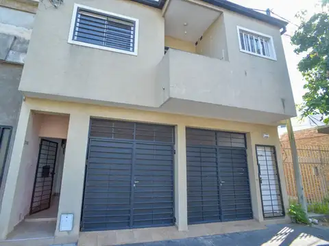 Depto Tipo Casa en Venta de 3 ambientes