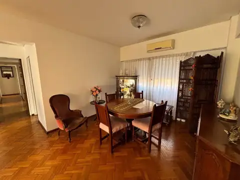 Departamento 5 ambientes con 1 baño