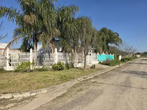 Casa en Oro Verde dos casas individuales con quincho