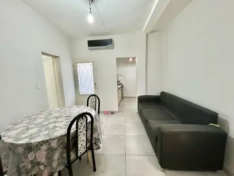 Depto Tipo Casa en Venta 24 años