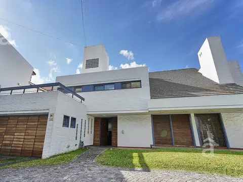 Casa en Venta en Villa Ballester, USD 620.000
