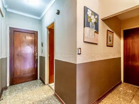 Avenida Teniente General Donato Álvarez 100, Piso 5